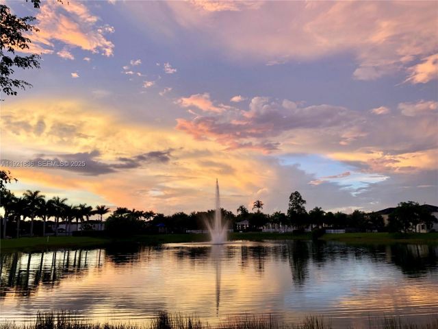 3-bedroom home for sale in Homestead - 3121 SE 2nd Dr - MondialRealty