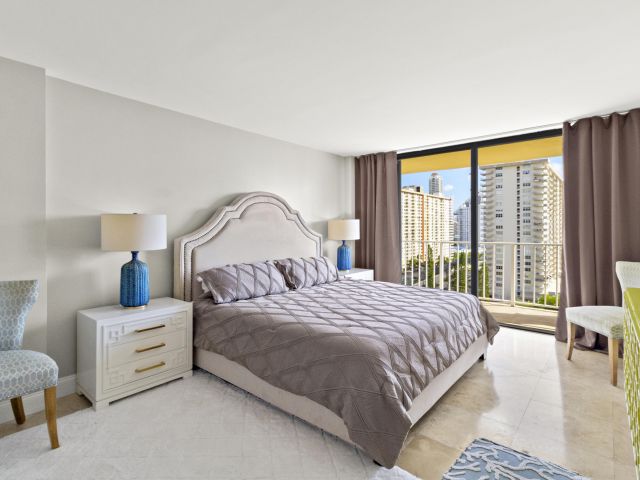 Apartment for rent  Unit #1417 - photo 6864901