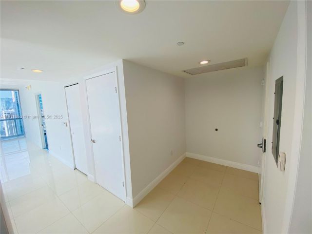 Apartment for sale  Unit #3715 - photo 6837039