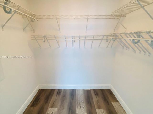 Apartment for sale  Unit #3715 - photo 6837041