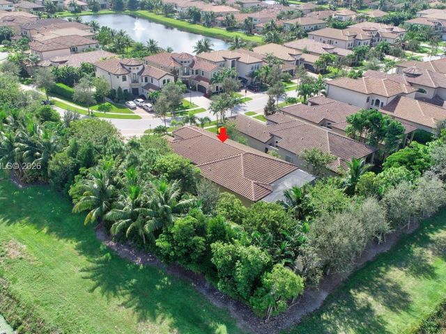 Home for sale at 8181 Banpo Bridge Way - photo 6841516