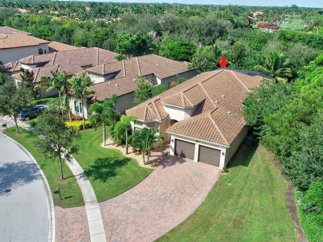 Home for sale at 8181 Banpo Bridge Way - photo 6841517