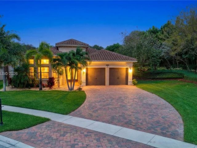 Home for sale at 8181 Banpo Bridge Way - photo 6841520