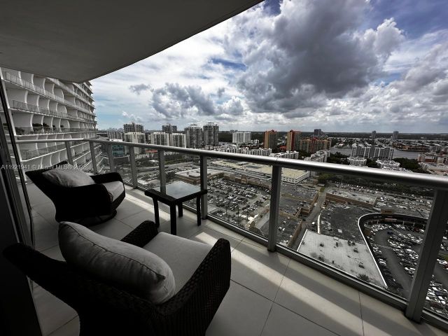 Apartment for rent  Unit #2601 - photo 6837940