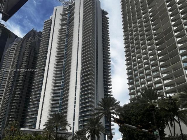 Apartment for rent  Unit #2601 - photo 6837948