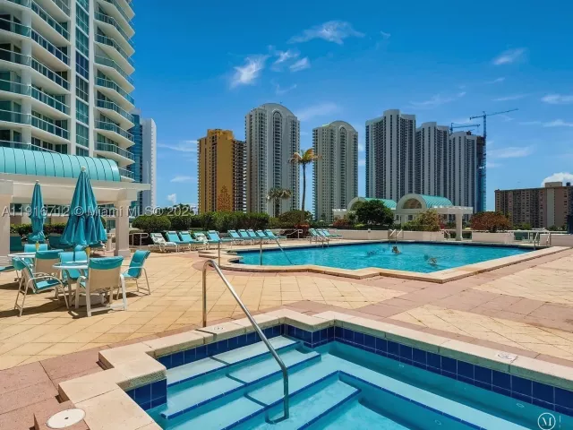 3-bedroom condo for sale in Sunny Isles Beach - 16400 Collins Ave 1246 - MondialRealty