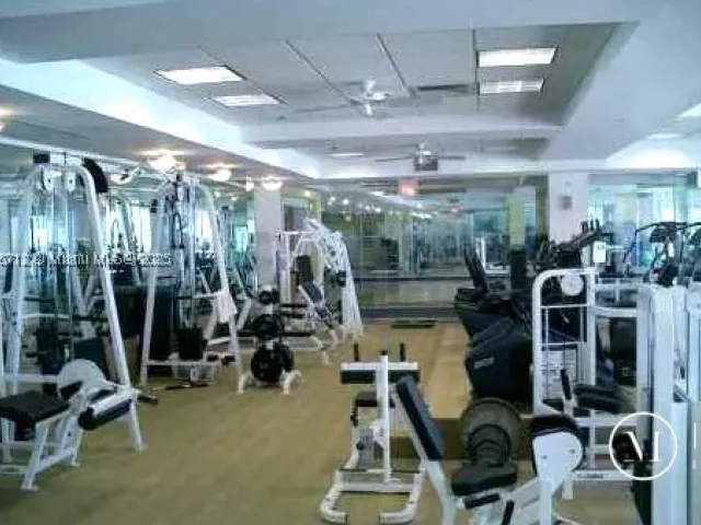 3-bedroom condo for sale in Sunny Isles Beach - 16400 Collins Ave 1246 - MondialRealty