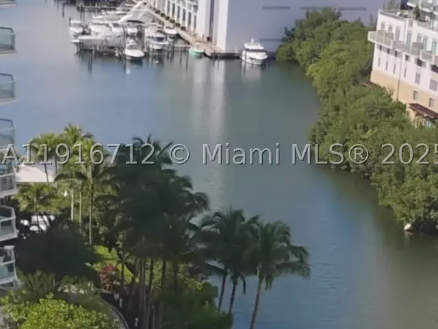 3-bedroom condo for sale in Sunny Isles Beach - 16400 Collins Ave 1246 - MondialRealty
