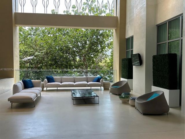 Apartment for rent  Unit #5-2002 - photo 6838820