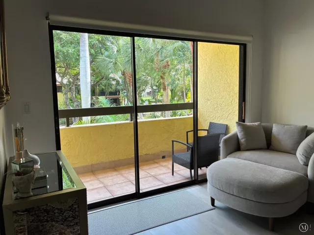3-bedroom home for sale in Delray Beach - 5425 10th Fairway Drive 3 - MondialRealty