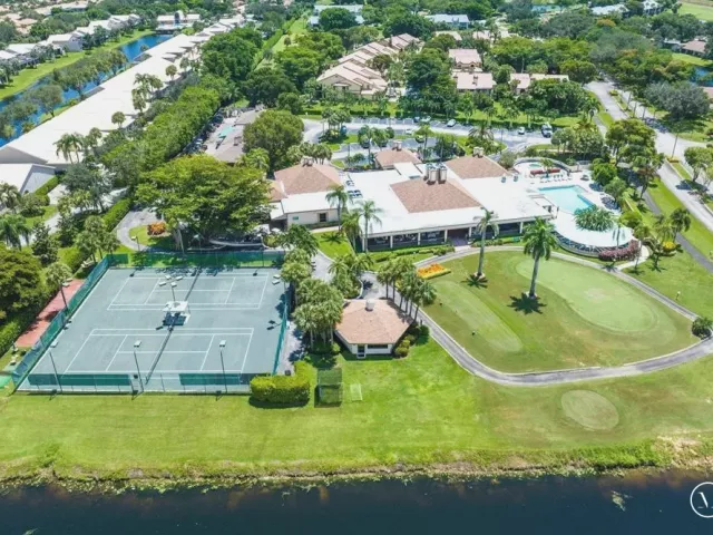 3-bedroom home for sale in Delray Beach - 5425 10th Fairway Drive 3 - MondialRealty