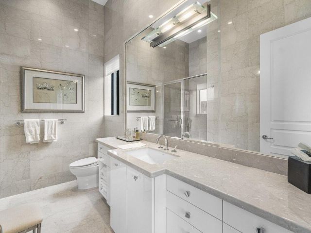 Home for sale at 7172 Valencia Drive - photo 6850154