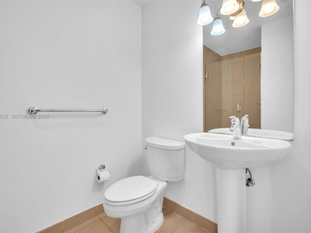 Apartment for sale  Unit #L-822 - photo 6839085