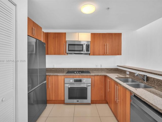 Apartment for sale  Unit #L-822 - photo 6839092
