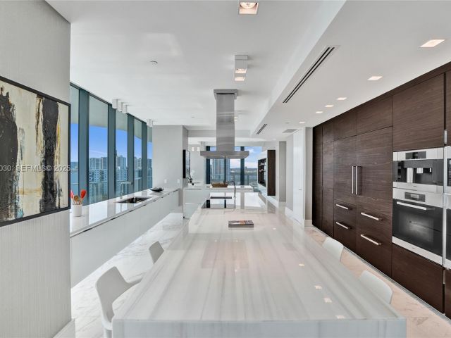 Apartment for sale  Unit #16 - photo 7494440