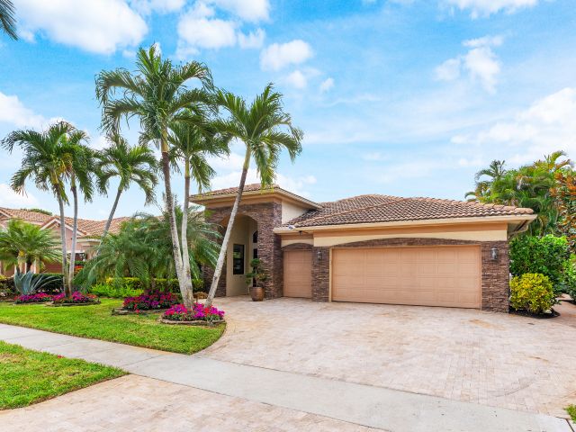 Home for sale at 16481 Braeburn Ridge Trail - photo 6866318