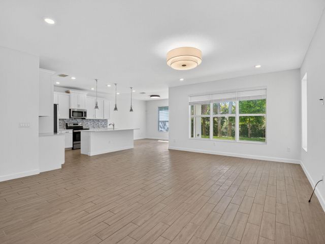 Home for rent at 4280 Buttonwood Drive - photo 6866401