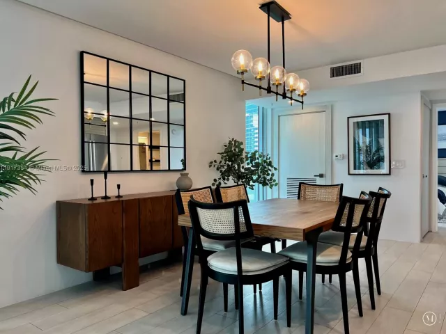 1-bedroom condo for rent in Miami Beach - 6620 Indian Creek Dr 617 - MondialRealty