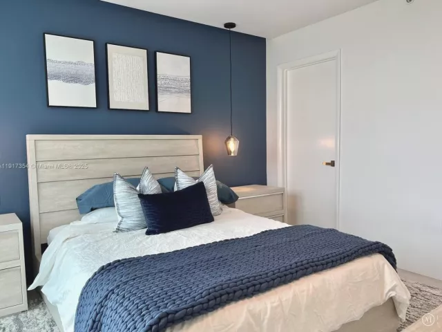 1-bedroom condo for rent in Miami Beach - 6620 Indian Creek Dr 617 - MondialRealty