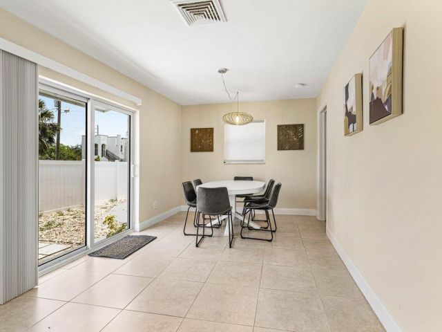 Home for sale at 123 NW 6th Avenue - photo 6866466