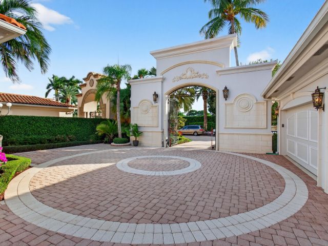 Home for rent at 331 Mizner Lake Estates Drive - photo 6850085