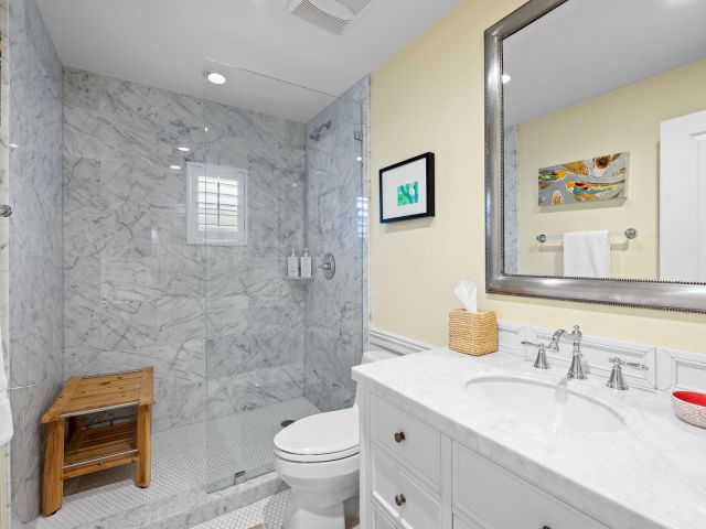 Home for sale at 713 SE 25th Avenue - photo 6888112