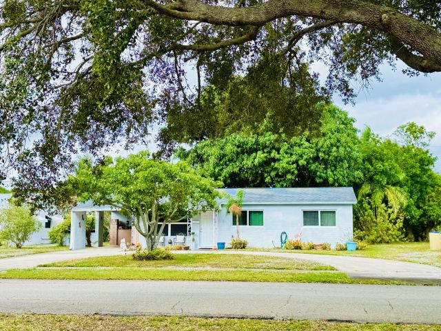 Home for rent at 347 Flagler Boulevard - photo 6893993