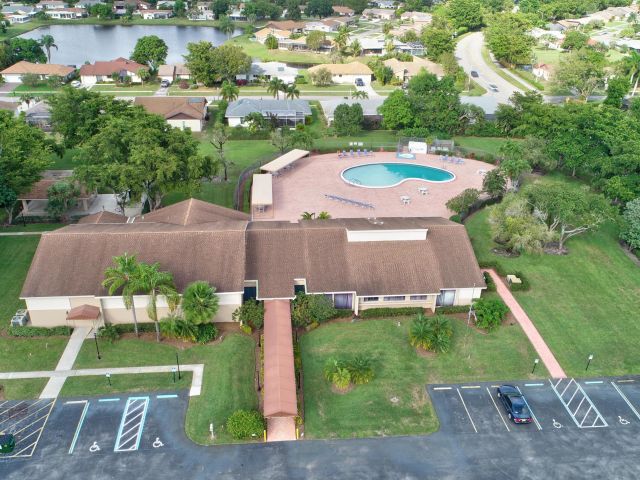 Home for rent at 6347 Country Wood Way - photo 6866439