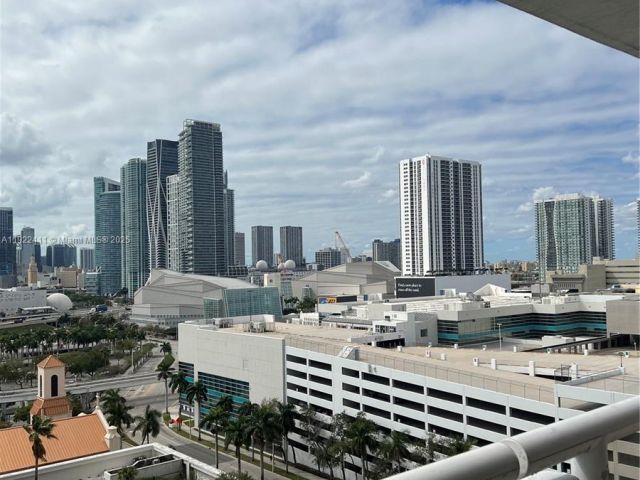 Apartment for rent  Unit #A-1856 - photo 6841690