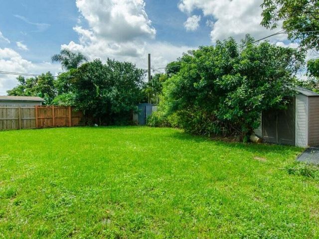 Home for rent at 22191 SW 60th Avenue - photo 6850119