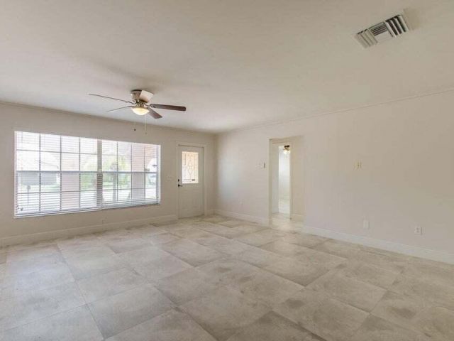 Home for rent at 22191 SW 60th Avenue - photo 6850122