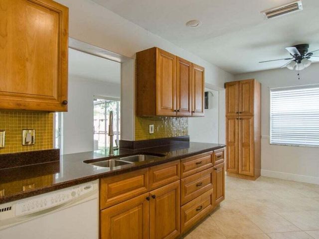 Home for rent at 22191 SW 60th Avenue - photo 6850124