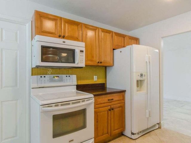 Home for rent at 22191 SW 60th Avenue - photo 6850128