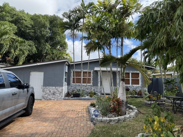 Home for sale at 1132 NW 7th Terrace - photo 6867449