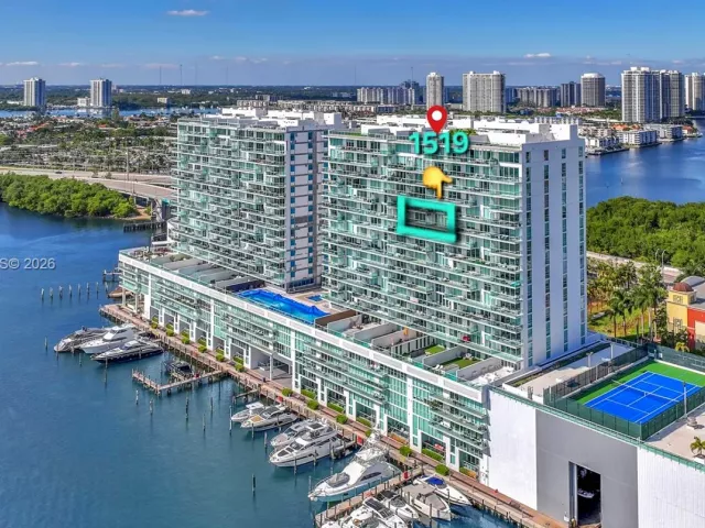 3-bedroom condo for sale in Sunny Isles Beach - 400 Sunny Isles Blvd 1519 - MondialRealty
