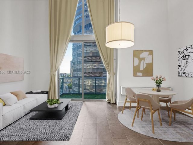 1-bedroom condo for sale in Miami - 1050 Brickell Ave 1006 - MondialRealty