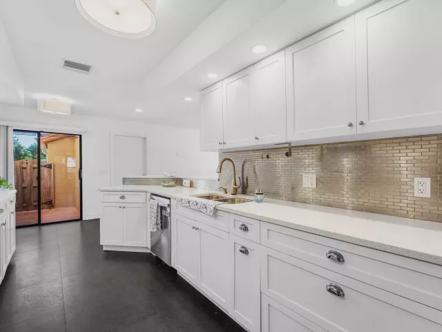 3-bedroom home for sale in Boca Raton - 19931 Villa Lante Place - MondialRealty