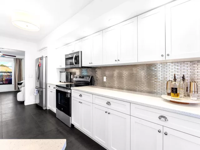 3-bedroom home for sale in Boca Raton - 19931 Villa Lante Place - MondialRealty