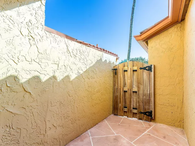 3-bedroom home for sale in Boca Raton - 19931 Villa Lante Place - MondialRealty