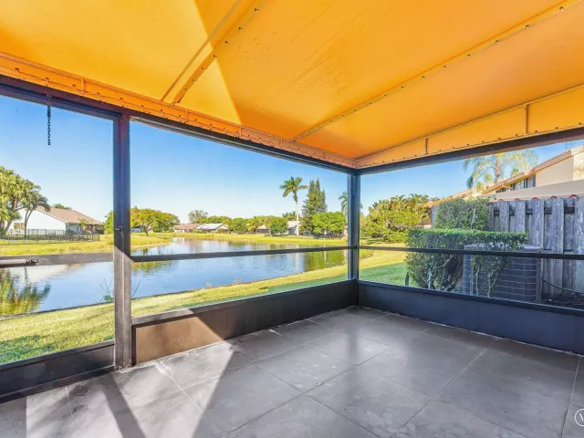 3-bedroom home for sale in Boca Raton - 19931 Villa Lante Place - MondialRealty