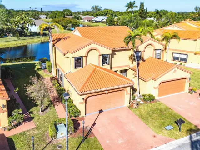 3-bedroom home for sale in Boca Raton - 19931 Villa Lante Place - MondialRealty
