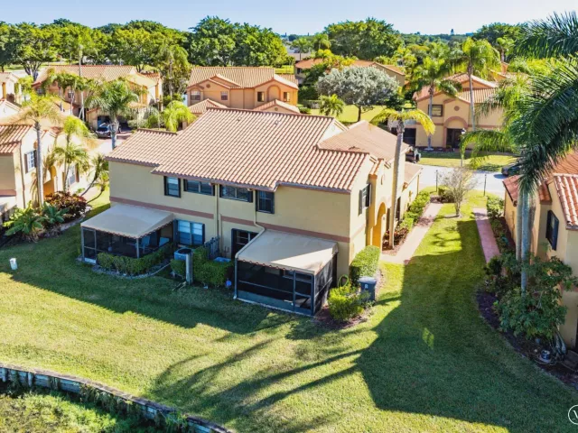 3-bedroom home for sale in Boca Raton - 19931 Villa Lante Place - MondialRealty