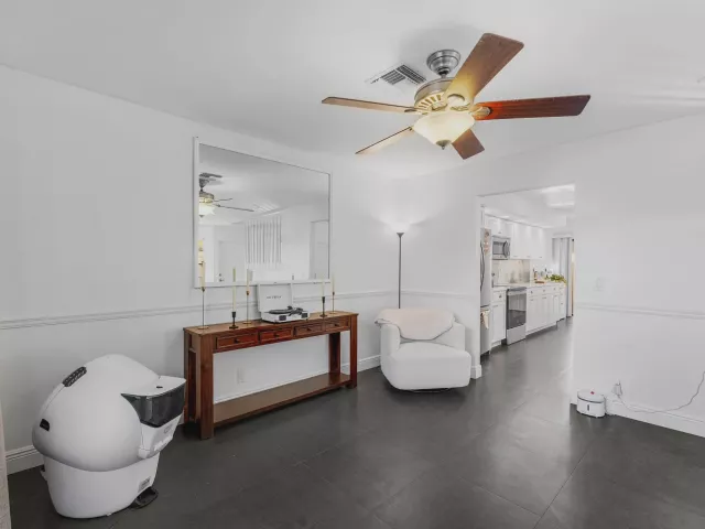 3-bedroom home for sale in Boca Raton - 19931 Villa Lante Place - MondialRealty