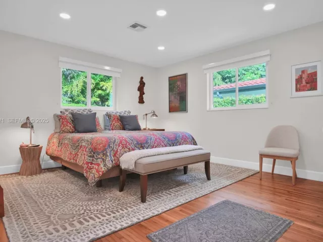 3-bedroom home for sale in Coral Gables - 1409 Bird Rd - MondialRealty