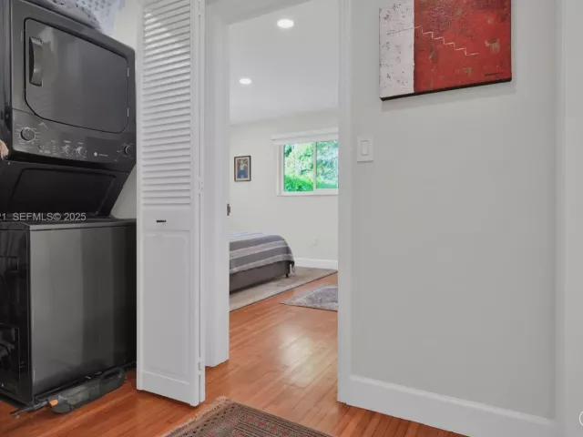 3-bedroom home for sale in Coral Gables - 1409 Bird Rd - MondialRealty