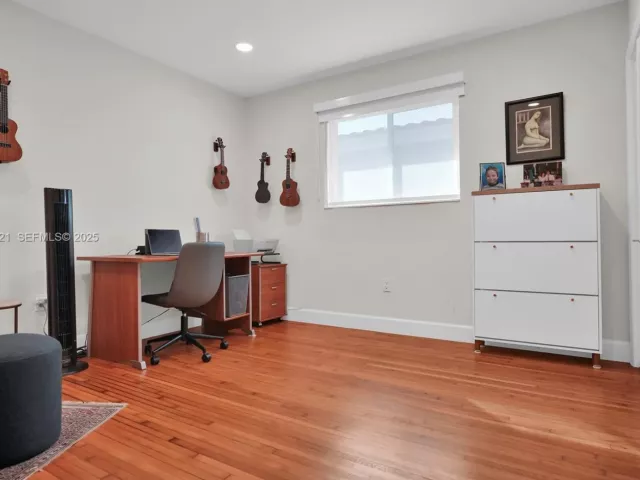 3-bedroom home for sale in Coral Gables - 1409 Bird Rd - MondialRealty