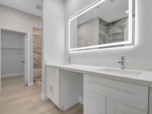 Home for rent at 1635 N Federal Highway - photo 6866498