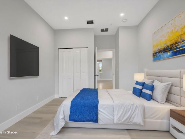 Home for rent at 1635 N Federal Highway - photo 6866502