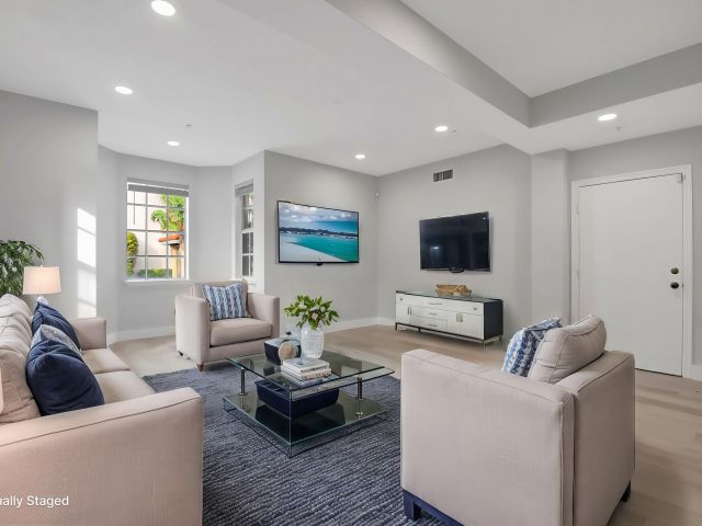 Home for rent at 1635 N Federal Highway - photo 6866509