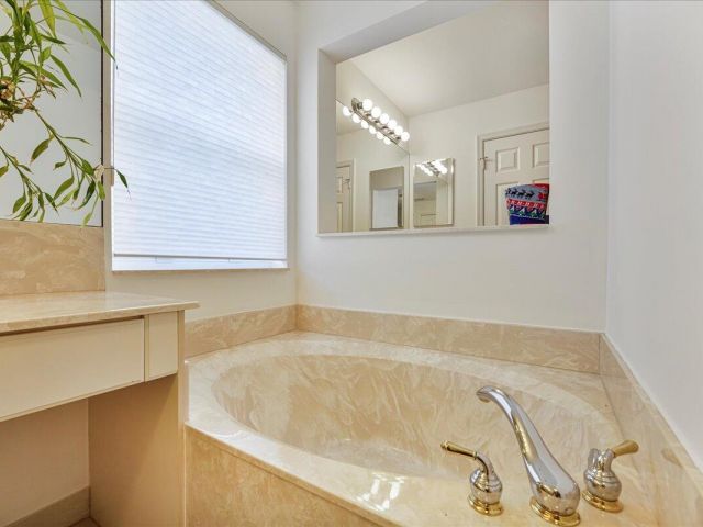 Home for sale at 19059 Skyridge Circle - photo 6848624